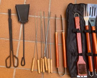 Kit barbecue da 17 pezzi - Legno e metallo