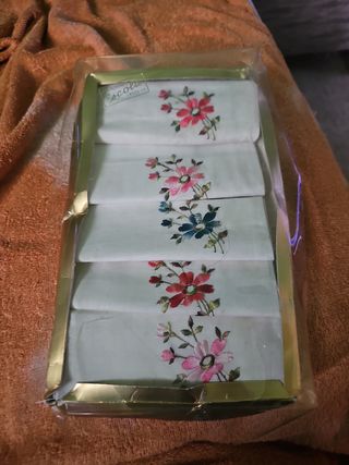 Pañuelos bordados antiguos (5)