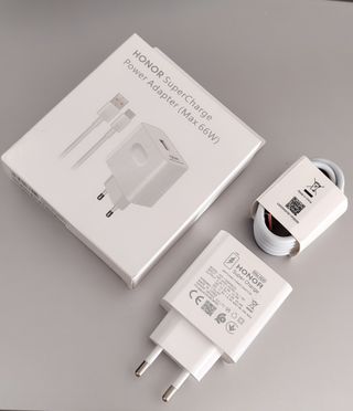 Ricarica rapida del caricabatterie HONOR HUAWEI SuperCharge da 66 W