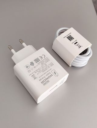 Ricarica rapida del caricabatterie HONOR HUAWEI SuperCharge da 66 W