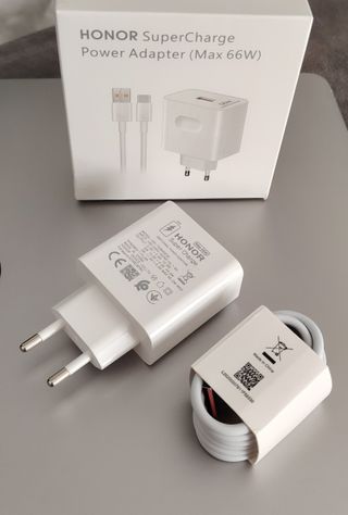 Ricarica rapida del caricabatterie HONOR HUAWEI SuperCharge da 66 W