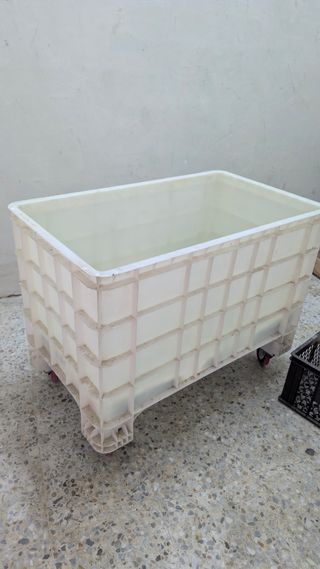 Contenedor plástico blanco c/ruedas