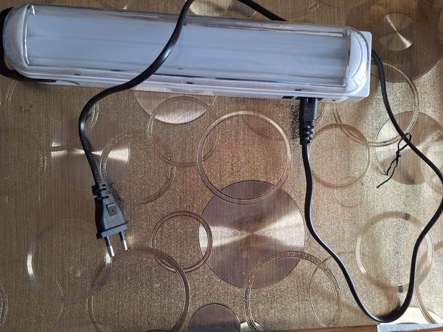 Lampara Portátil LED Blanca