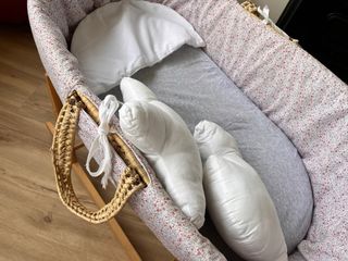Moisés bebé y cobertor REGALO: almohadas y sábanas
