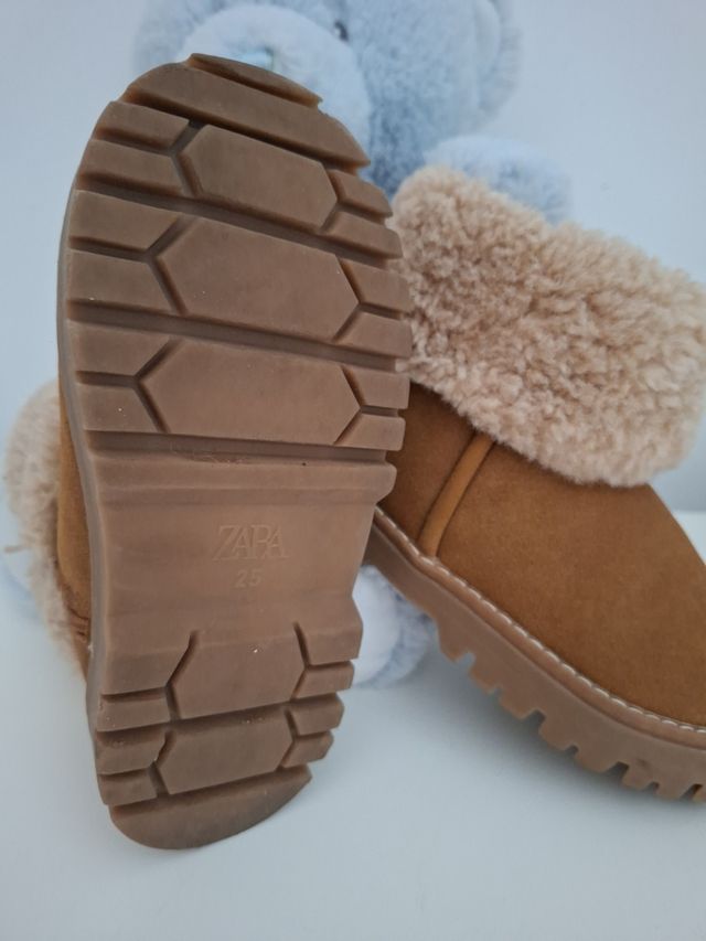 Botas de pelo Zara 25