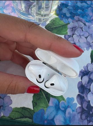 AirPods 2ª generación - Apple