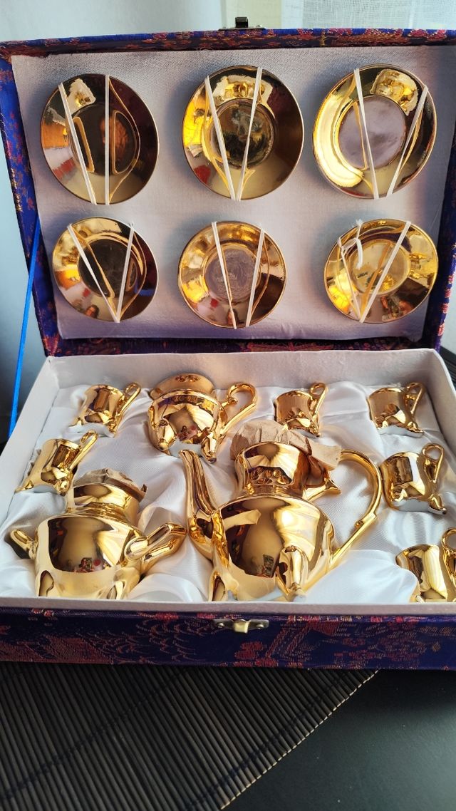 Juego café dorado miniatura