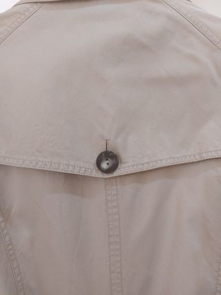 Gabardina beige Studio Classics talla 44