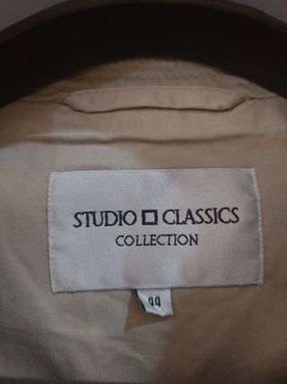 Gabardina beige Studio Classics talla 44