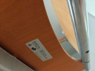 Dos sillas oficina madera giratoria