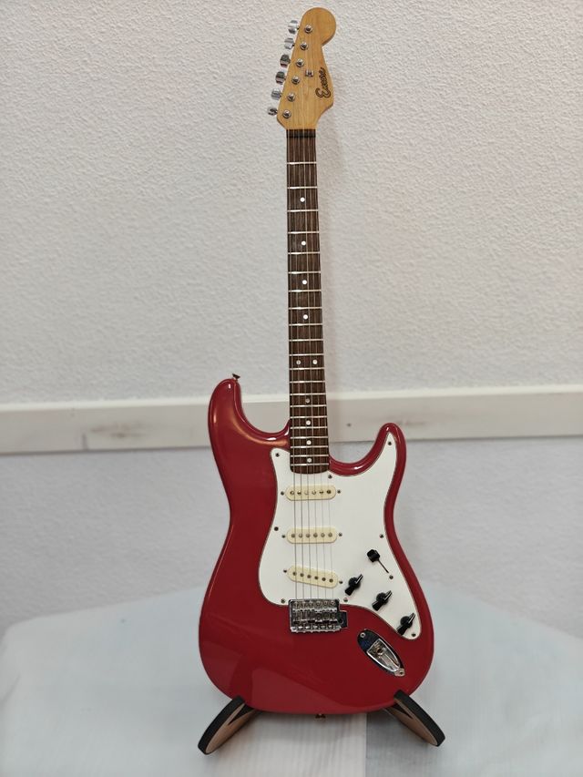 Guitarra eléctrica Encore Stratocaster roja