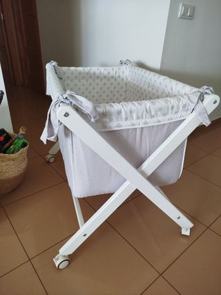 Minicuna madera blanca c/ ruedas