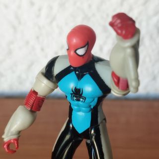 4  Figuras Spiderman