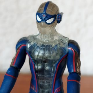 4  Figuras Spiderman