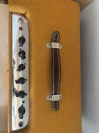 Fender Blues Junior Tweed Amplificador