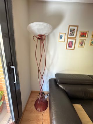 Lámpara pie estilo vintage