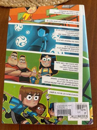 Los Futbolísimos 3: El misterio del portero fan...