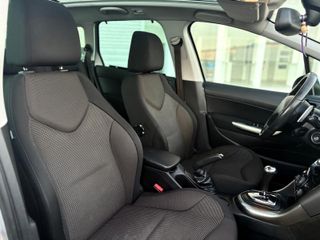 Peugeot 308 2013