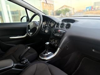 Peugeot 308 2013