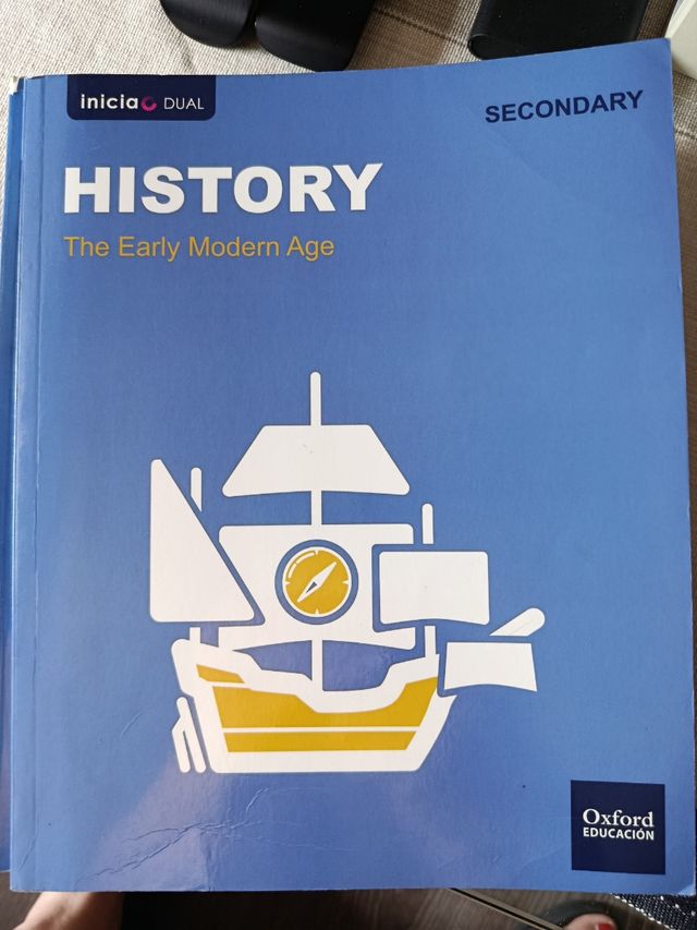 Geography and History. Son 3 libros.