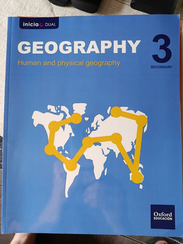 Geography and History. Son 3 libros.