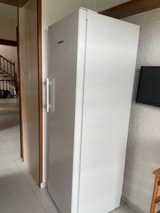 Congelador LIEBHERR vertical 8 cajones