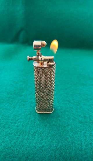 Encendedor Dunhill señorita chapado Oro 