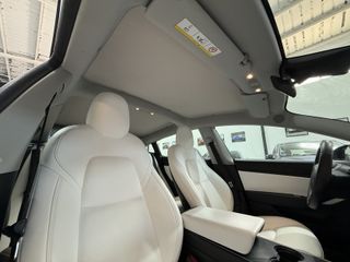 Tesla Tesla Model 3 2019