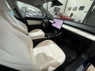 Tesla Tesla Model 3 2019