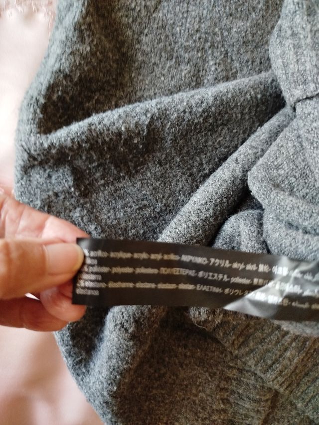 Jersey gris-dorado talla M