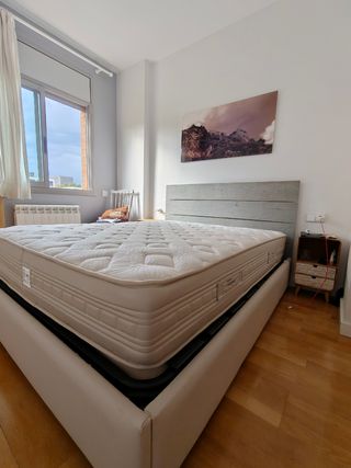 Cama con cabecero y colchón 22 sept. 