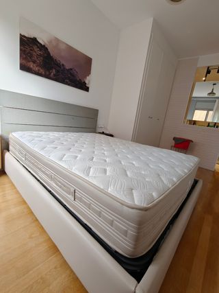 Cama con cabecero y colchón 22 sept. 