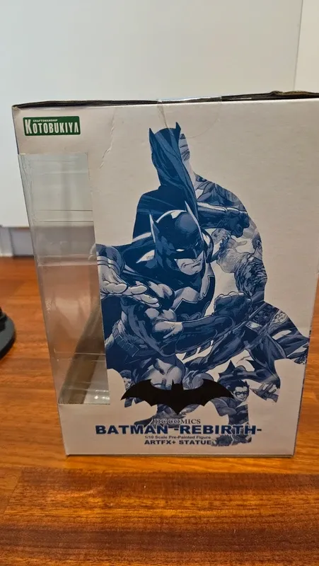 Statua Batman Rebirth Kotobukiya
