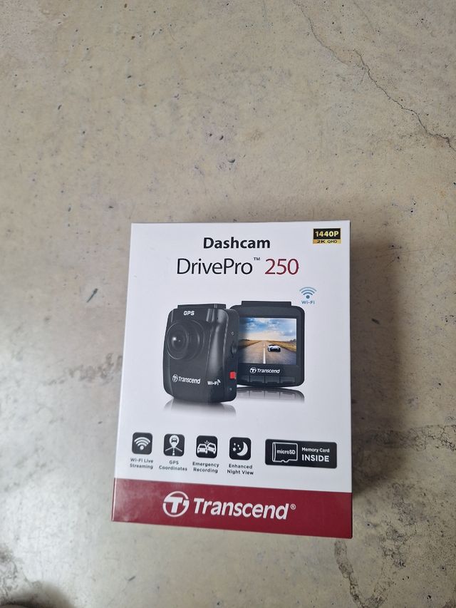 Cámara Transcend DrivePro 250 GPS