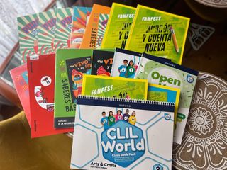 CLIL World Arts & Crafts 3. Class book