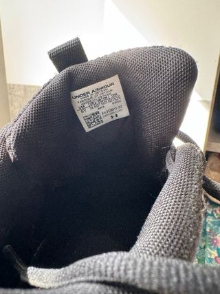 Zapatillas niño blancas y negras