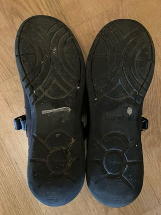Zapatos Gorilla negros talla 40
