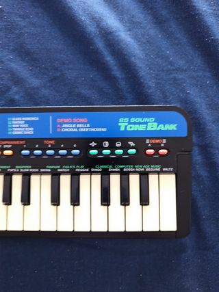 Órgano Casio SA-3 
