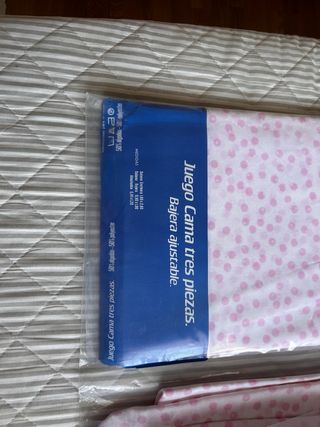 Juego de cama de 3 piezas sin estrenar.