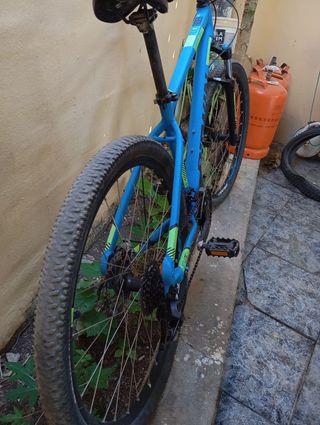 Bicicleta Rockrider ST520 azul