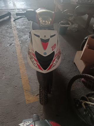 Piaggio Zip sp agua 