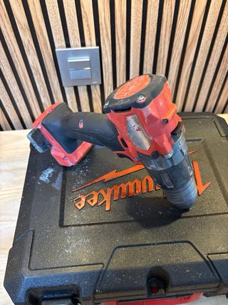 Taladro percutor Milwaukee M18 FPD