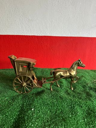 Carruaje bronce caballo miniatura