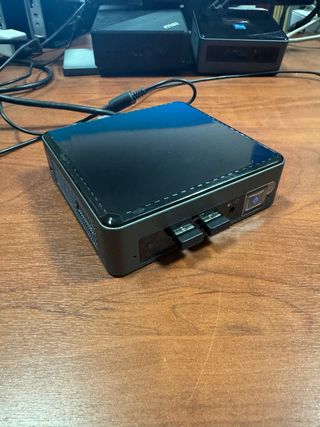 Mini PC - PC pequeño