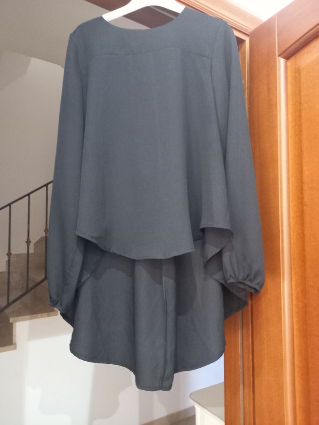 Blusa elegante nera asimmetrica tg S-M 