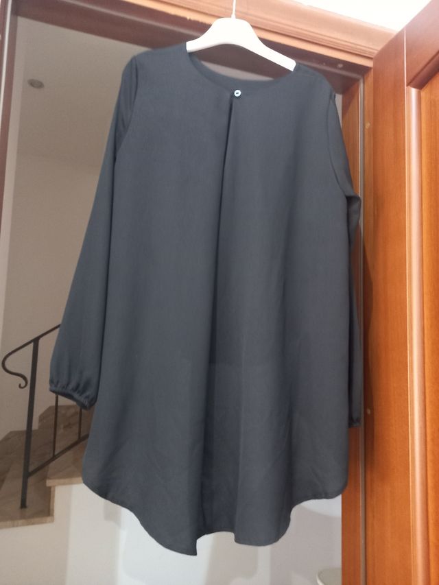 Blusa elegante nera asimmetrica tg S-M 