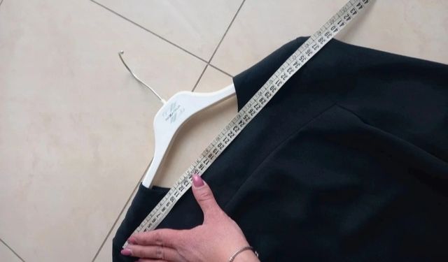 Blusa elegante nera asimmetrica tg S-M 