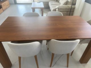 Mesa comedor madera marrón