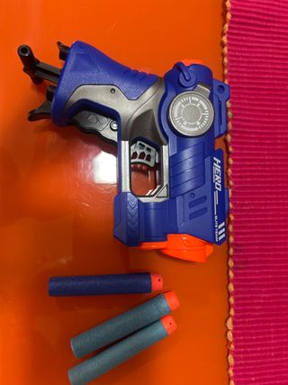 Nerf Hero: Pistola + 3 balas