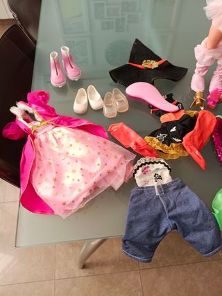 Muñeca Nancy + Ropa